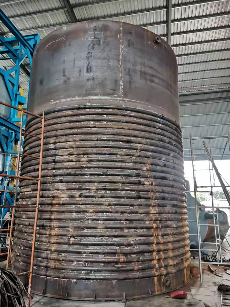 1653284297153454.jpg 120m³立式鋼襯塑(sù)(帶外盤(pán)管).jpg